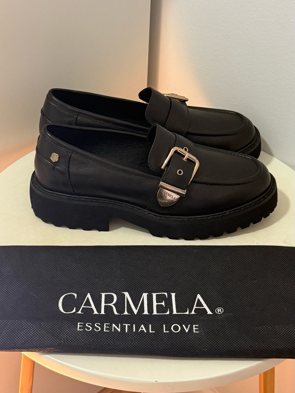 NWT Carmela Black Leather Chunky Buckle Loafers US 7 / EU 38